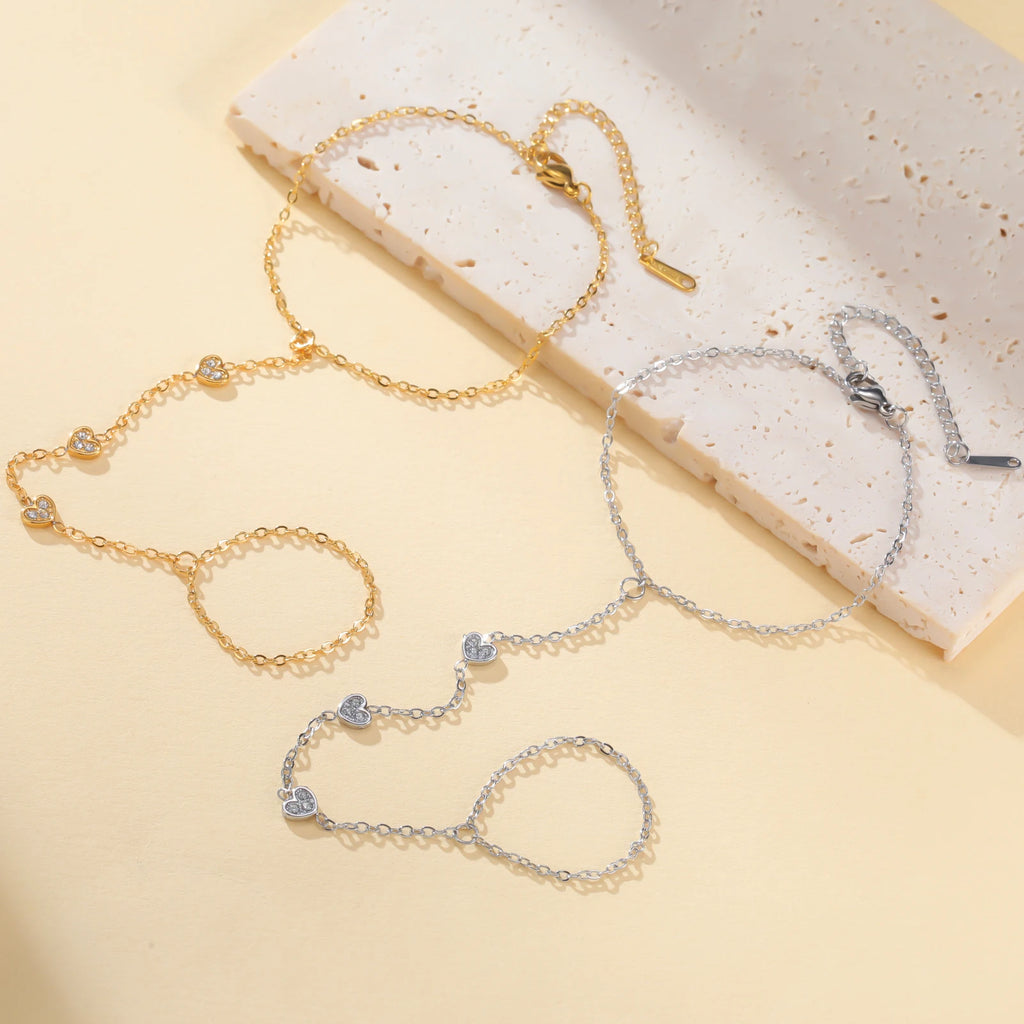 Bracelet JunayJewelry : Chaîne de main Cœur