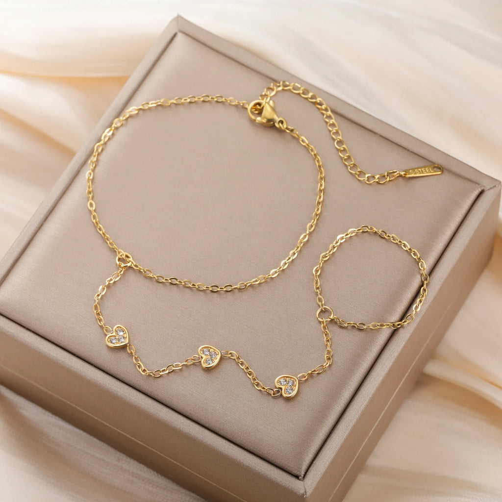 Bracelet JunayJewelry : Chaîne de main Cœur